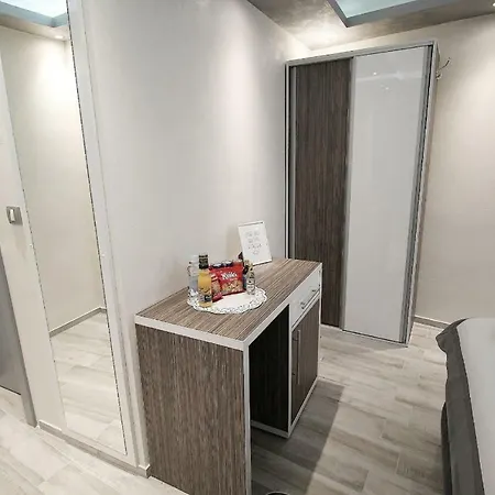 Гостьовий будинок Sette Stanze Пореч